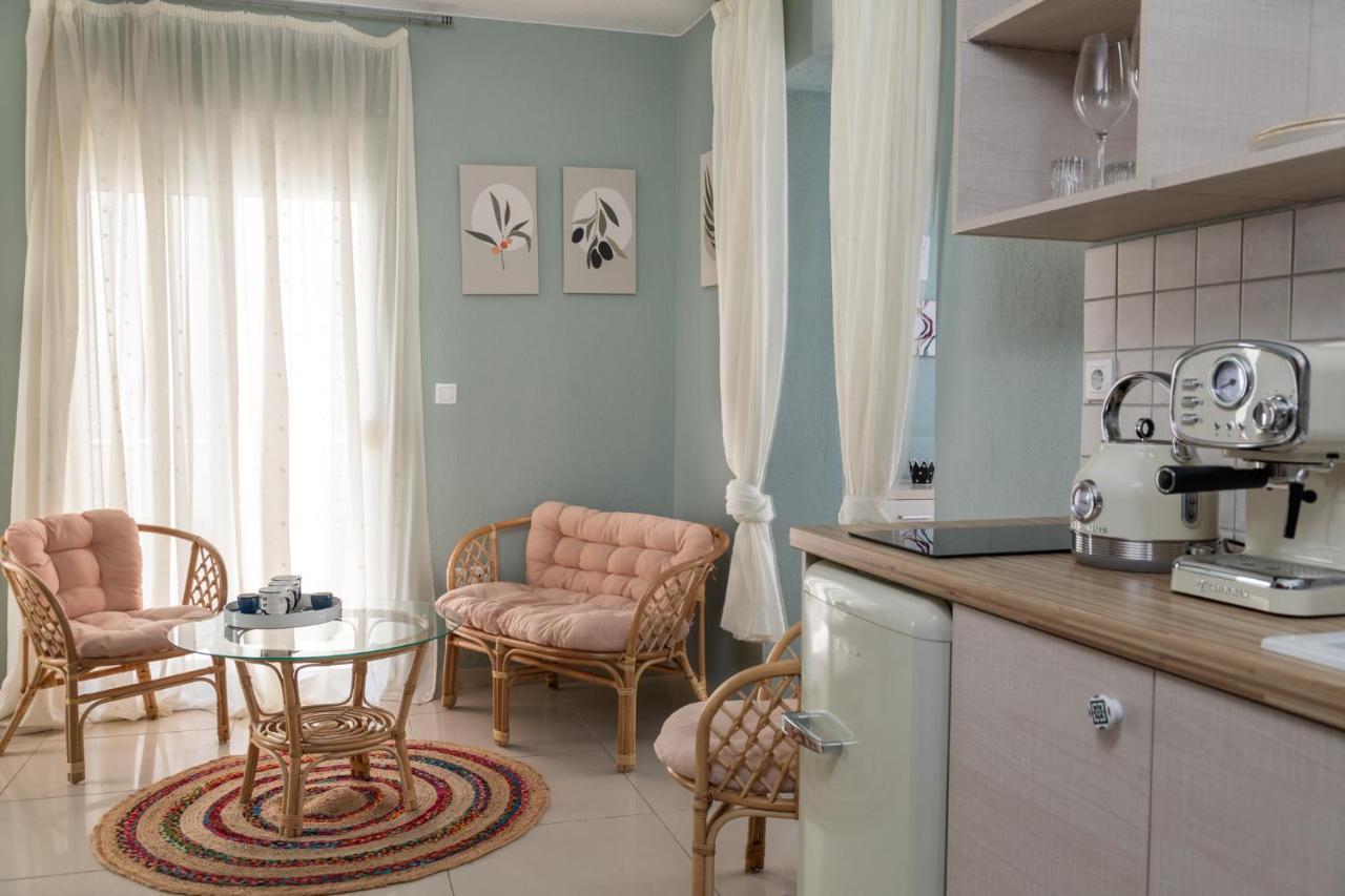 Arsas Suites Нікіті Екстер'єр фото